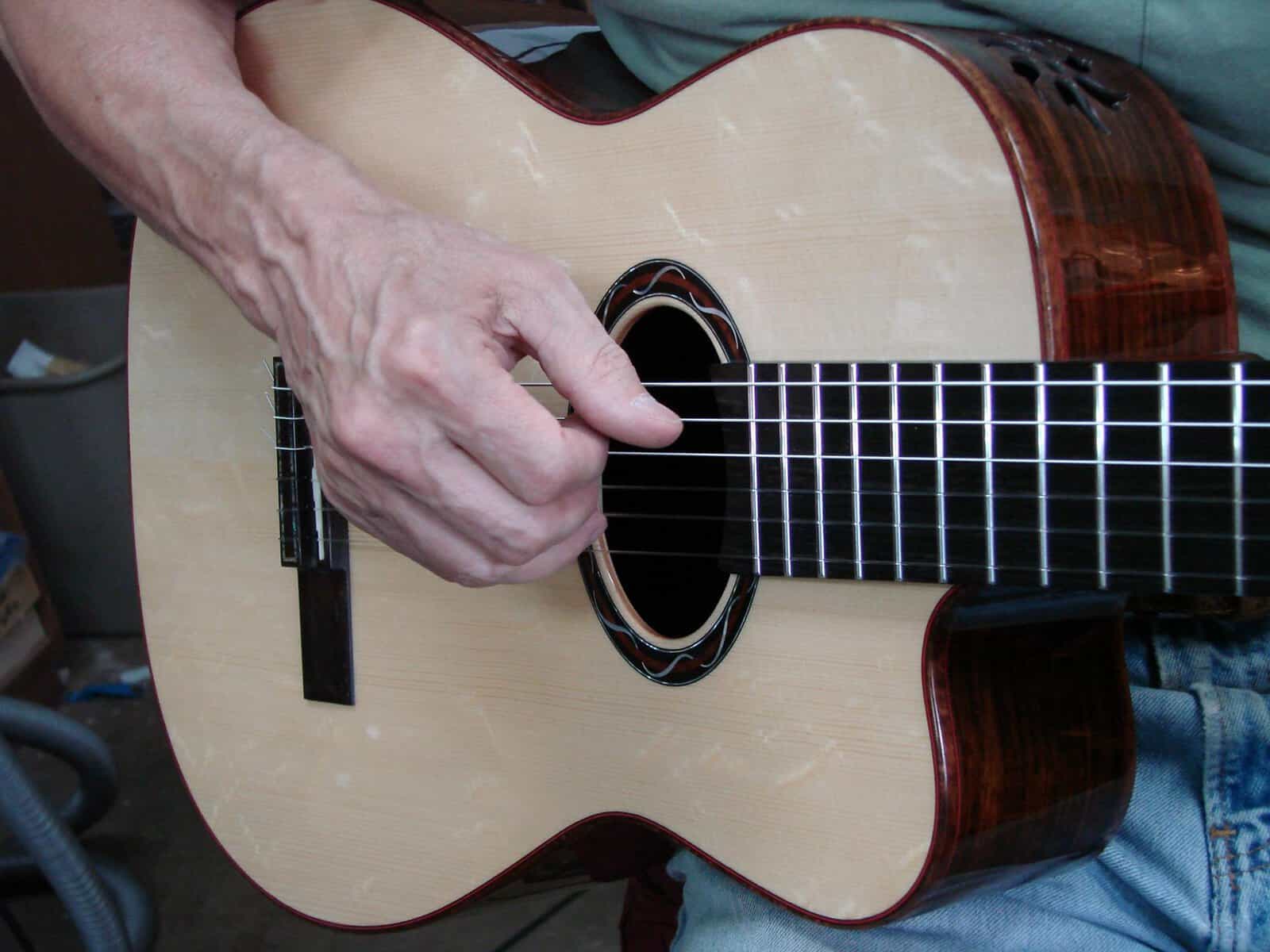 Local music icon Ronnie Evans still playing strong