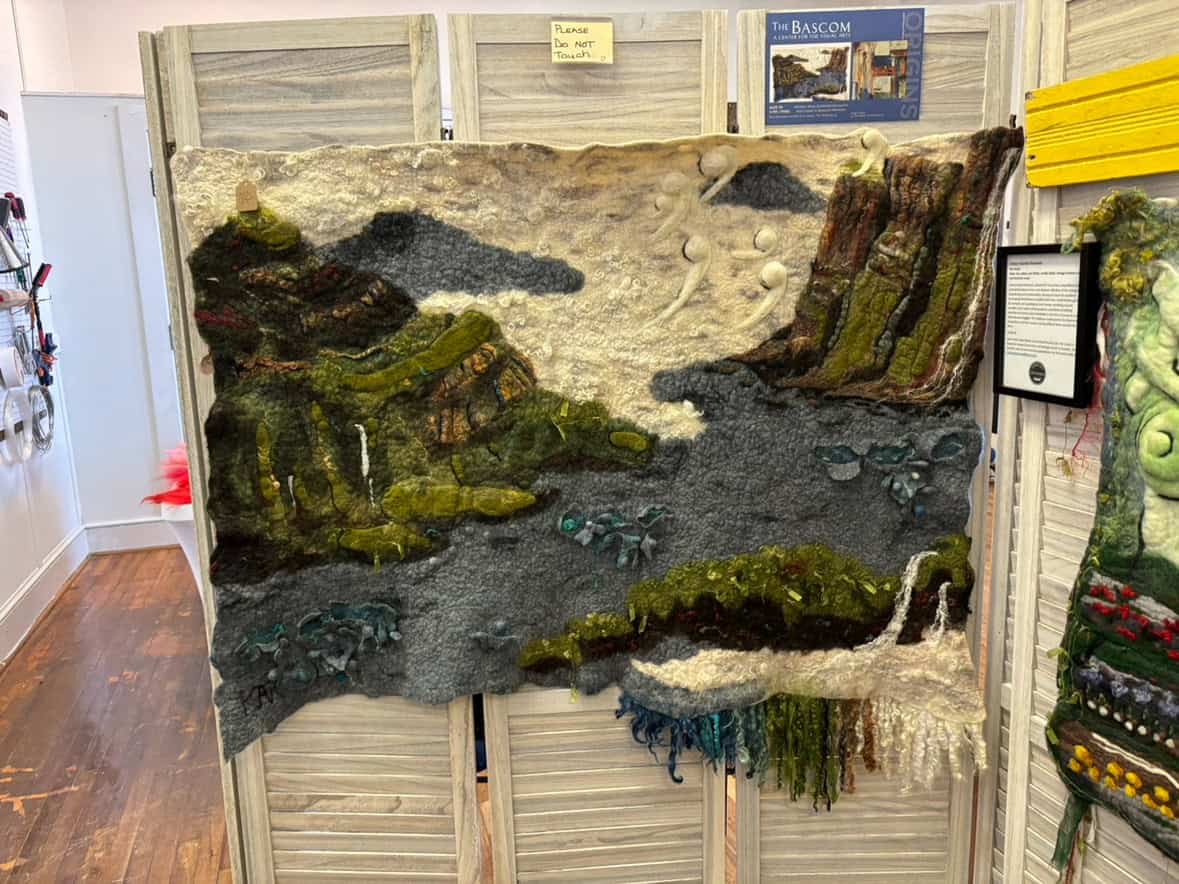 Artist Kim Keelor paints with wool