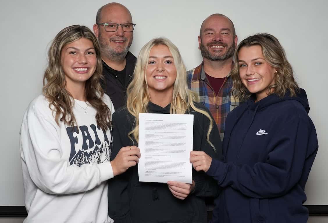 Former FHS athletes ink NIL deal