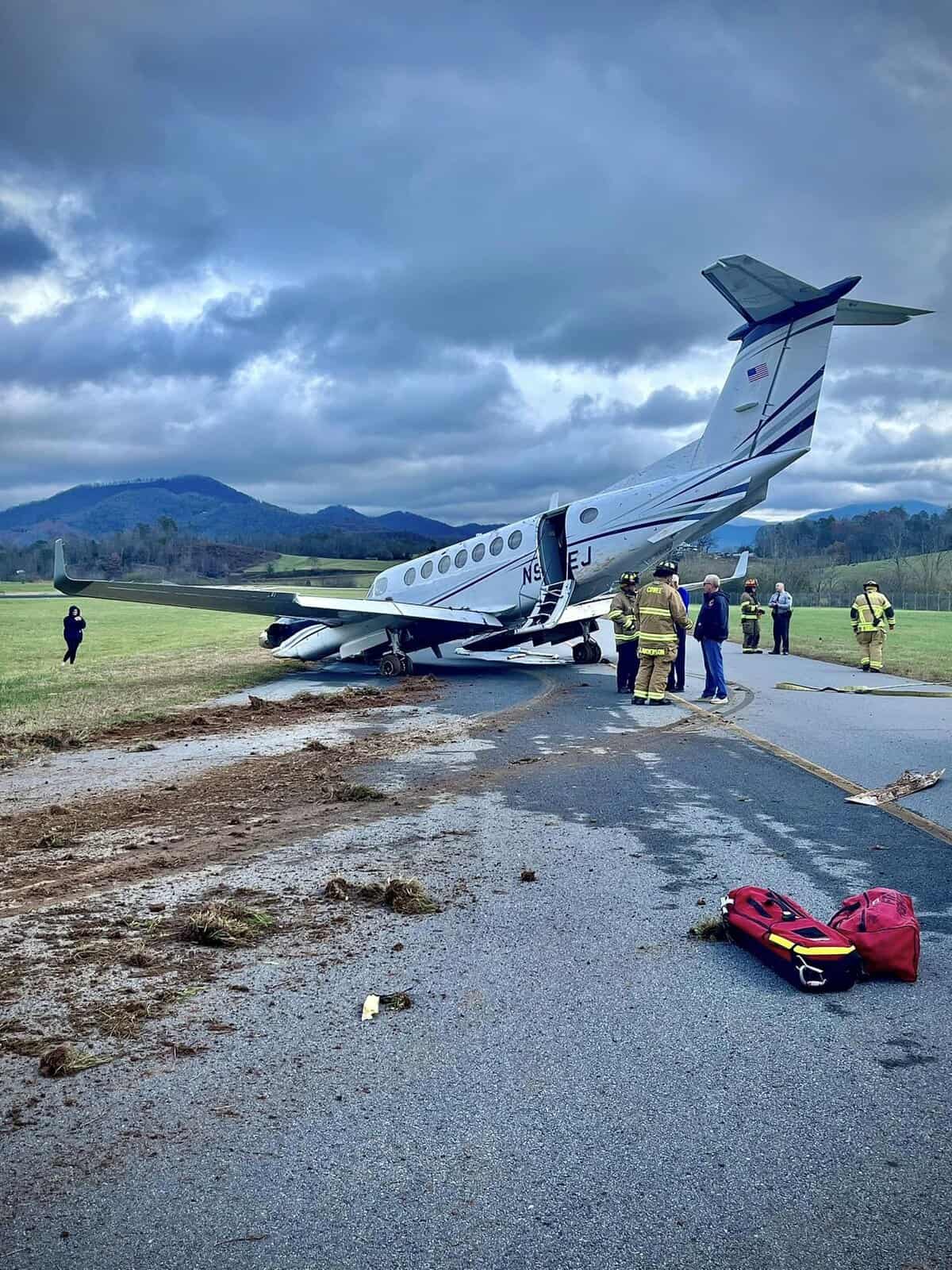 Plane crashes at Macon County airport
