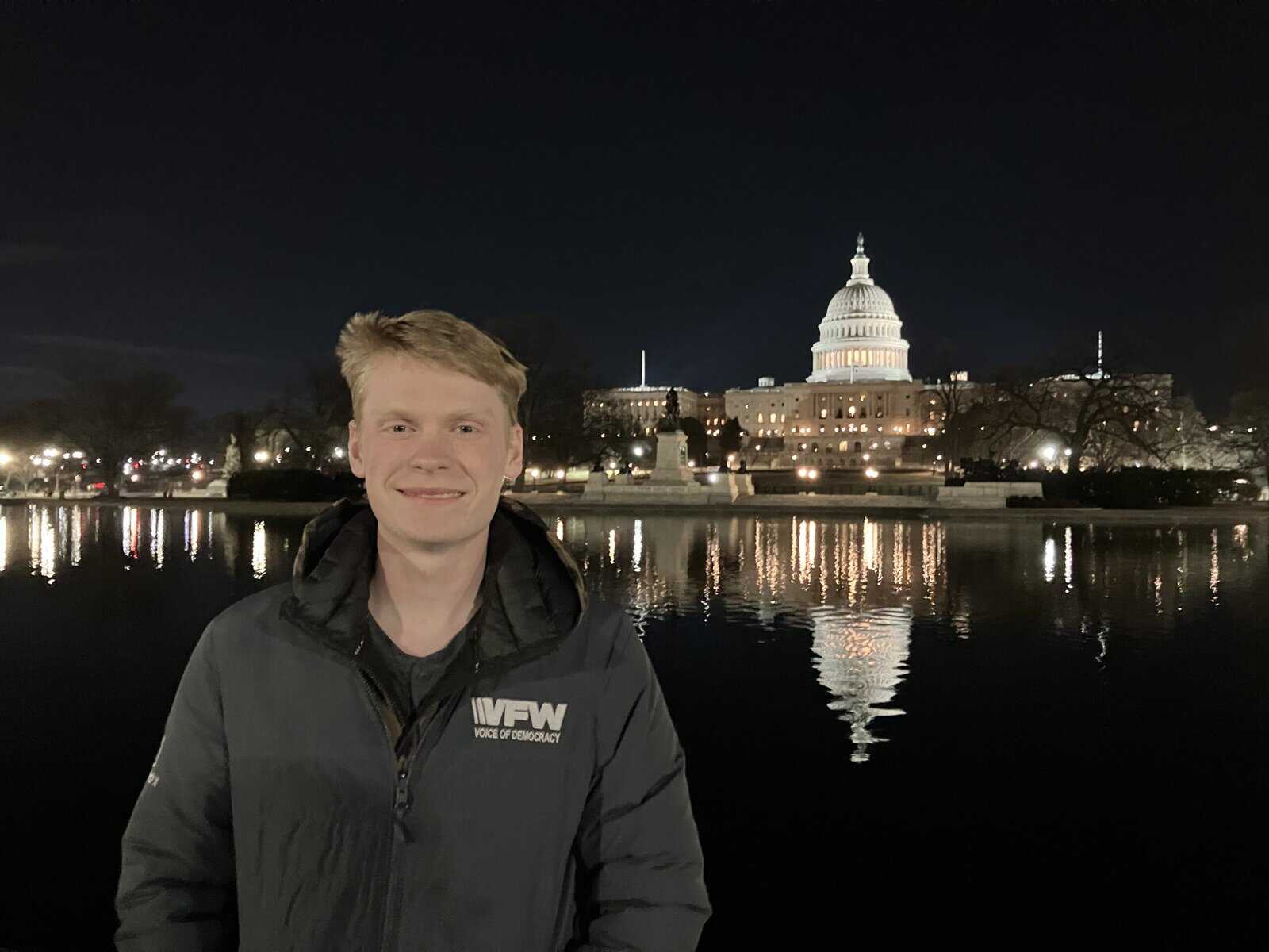 Macon students win VFW essay contest 