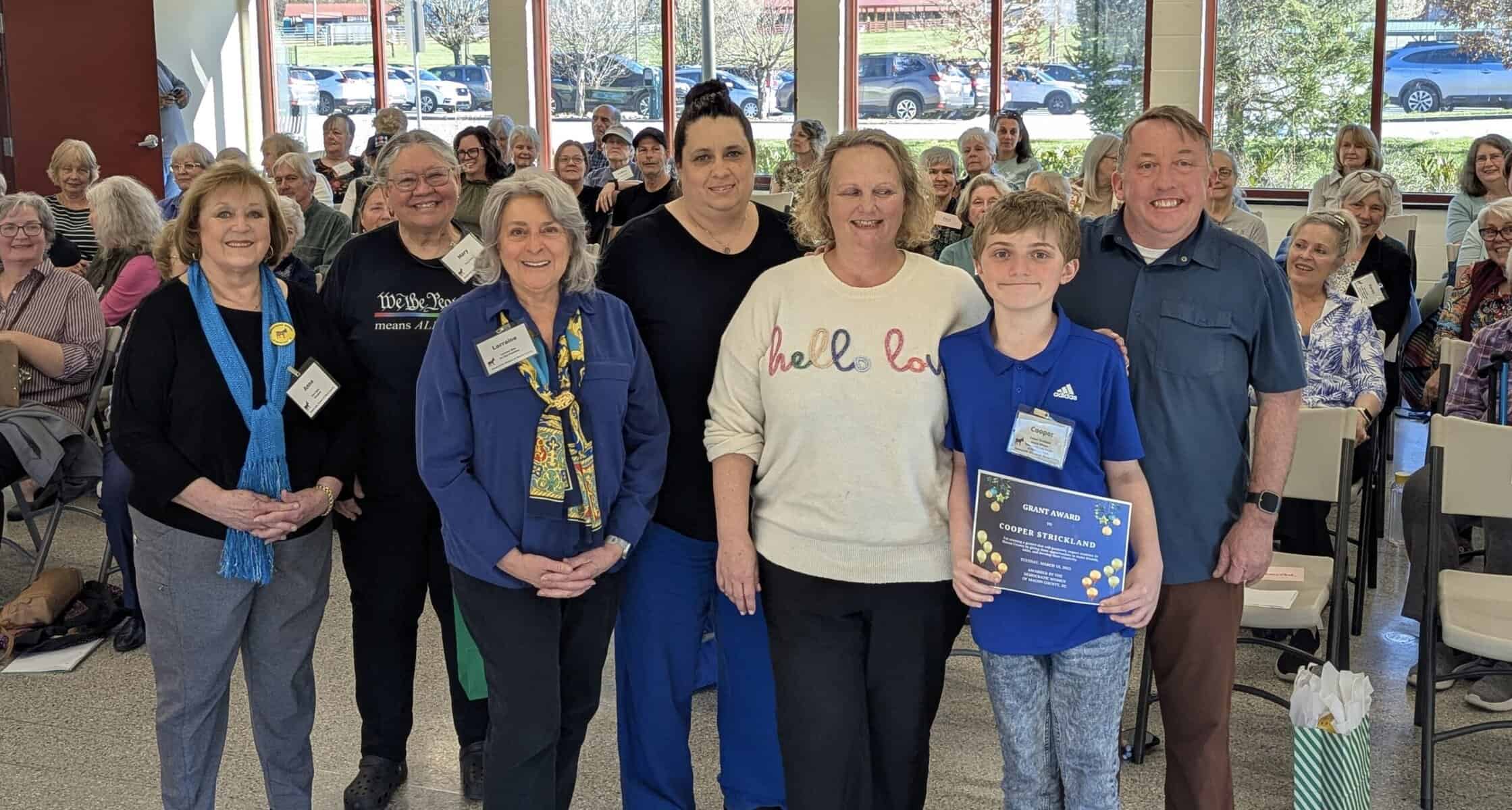 Democratic women award youth leadership grant