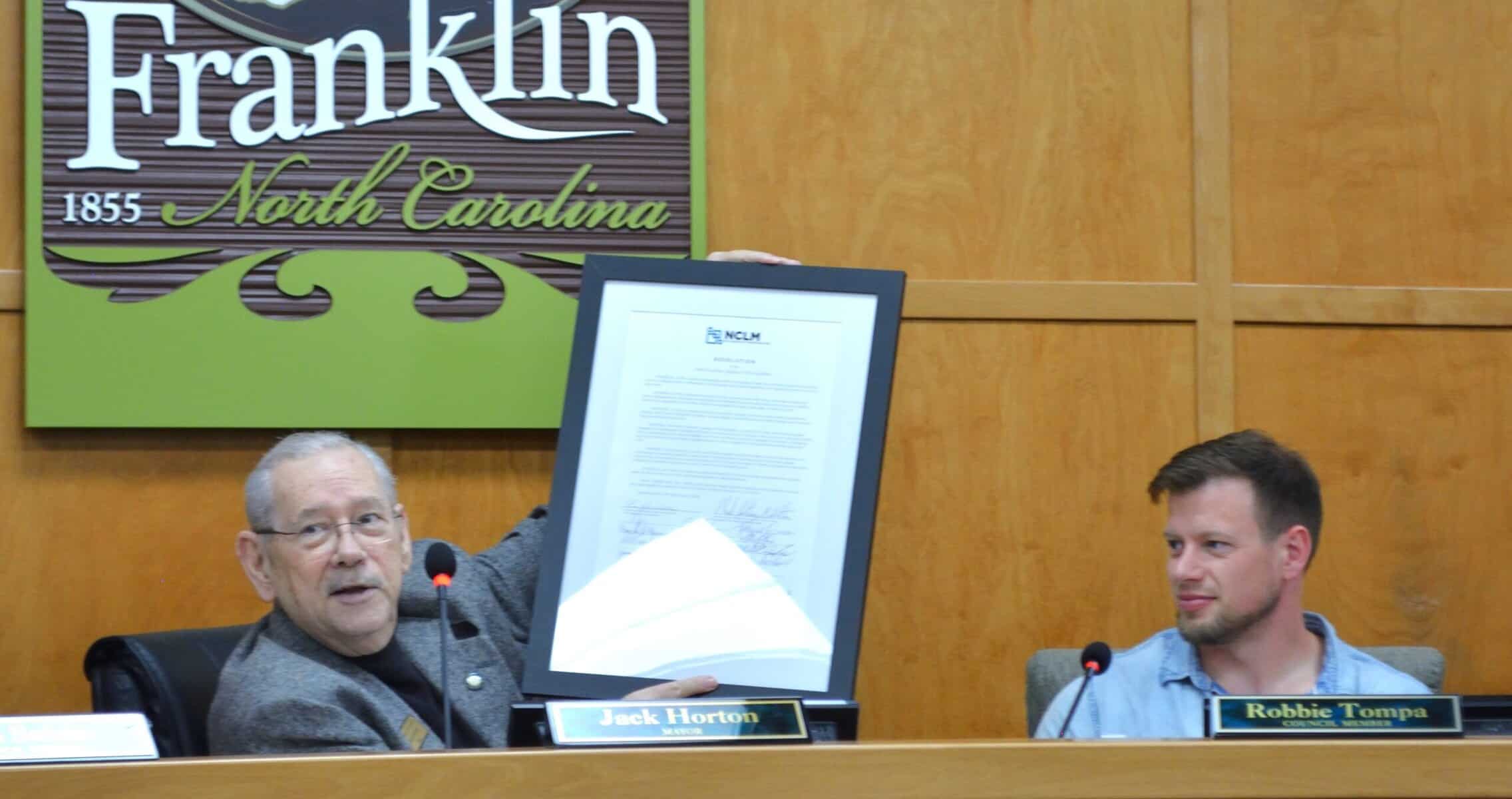 Town approves steps for biking, pedestrian transportation