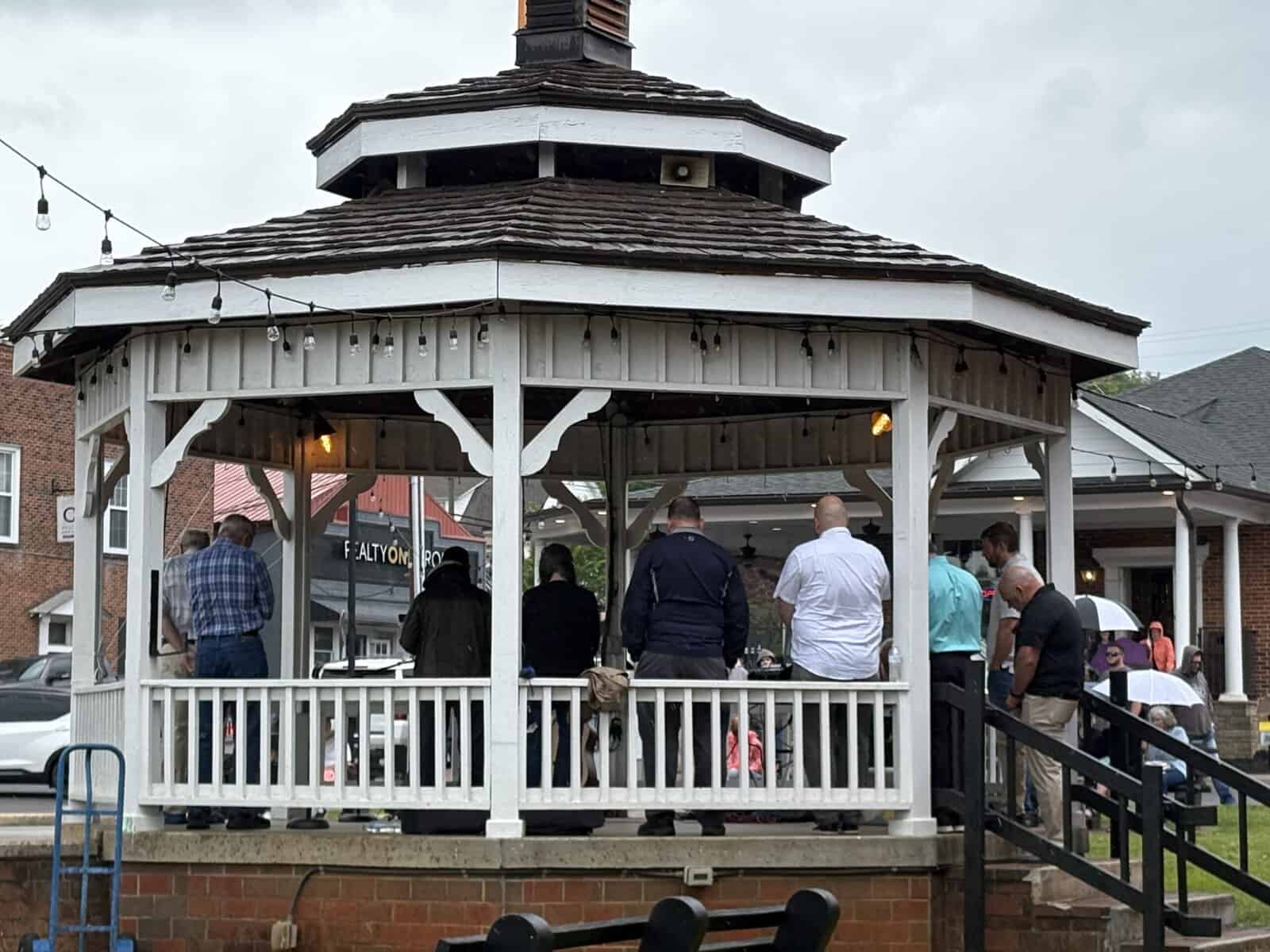 Community gathers for National Day of Prayer