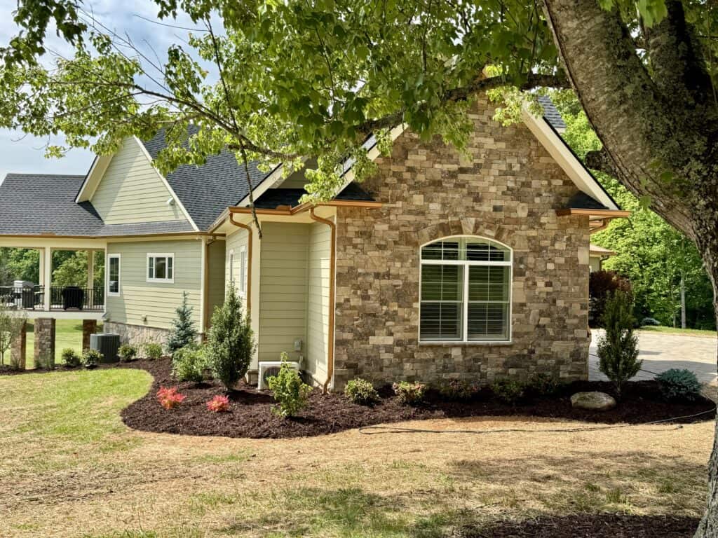Beautiful house with garden and mature trees in North Carolina.