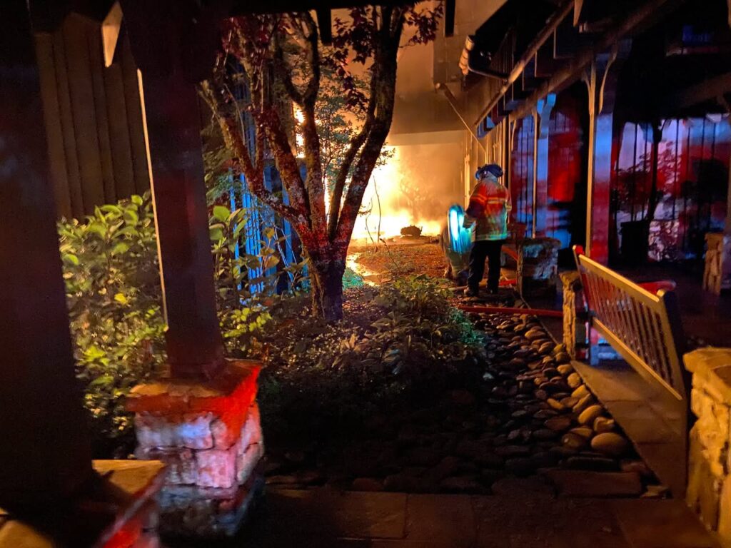 Fire at Old Edwards wedding venue causing extensive damage.